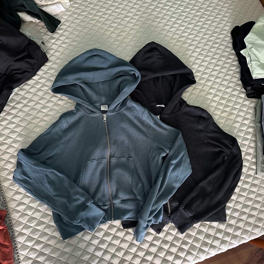 Aritzia TNA waffle zip hoodie bundle S